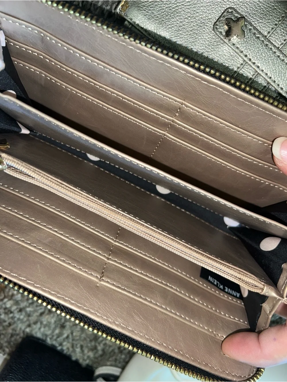 Wallet bundle